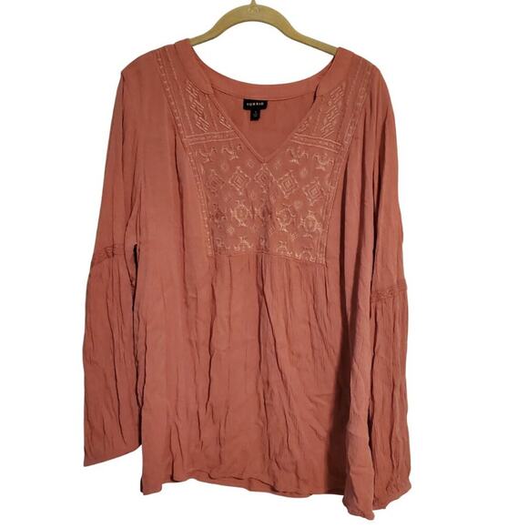Torrid Dusty Pink Crinkle Gauze Embroidered V Neck Blouse Top - Picture 2 of 11